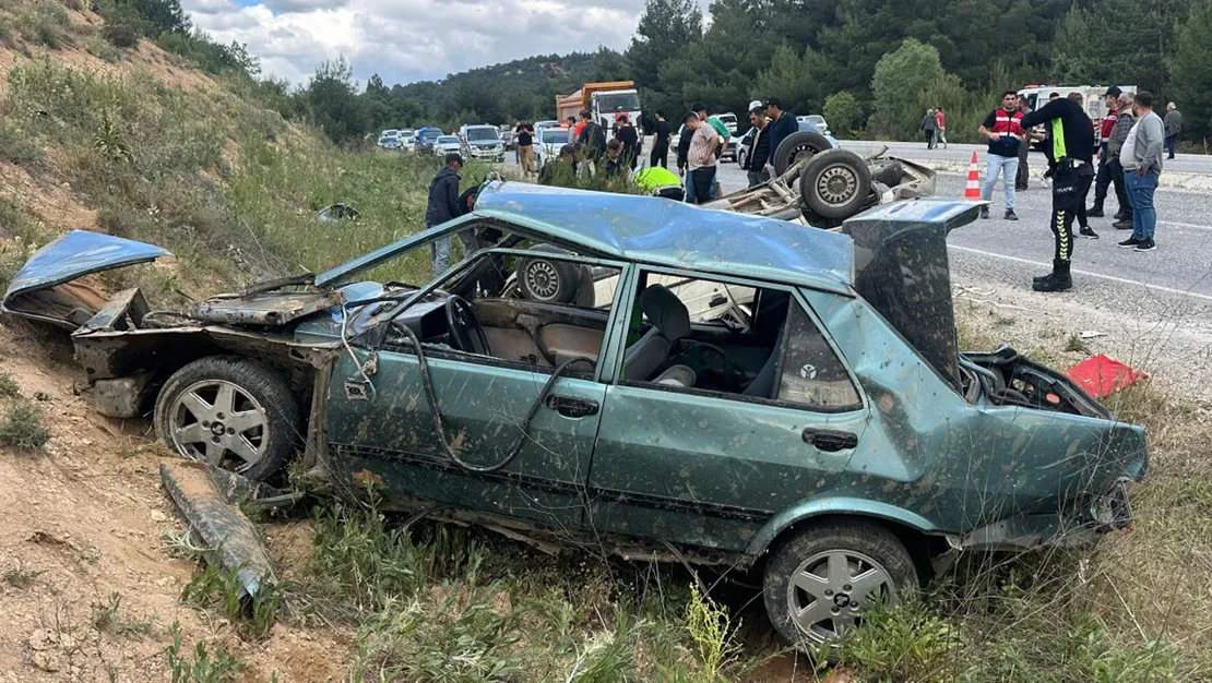 usak-ta-carpisma-1-agir-7-yarali