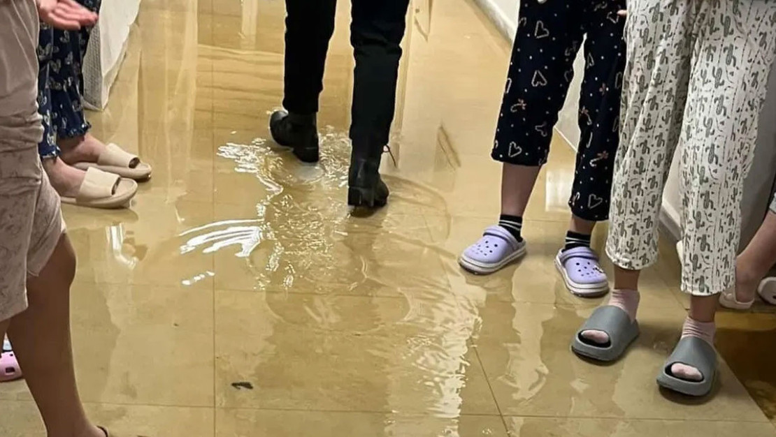 bilecik-te-kyk-yurtlarinda-su-borusu-patladi