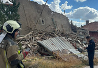 ankara-da-metruk-bina-coktu