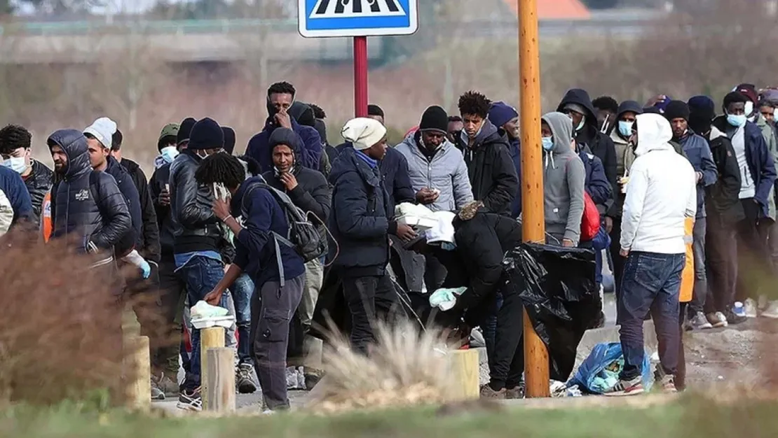 fransa-dan-duzensiz-gocle-mucadele-adimlari