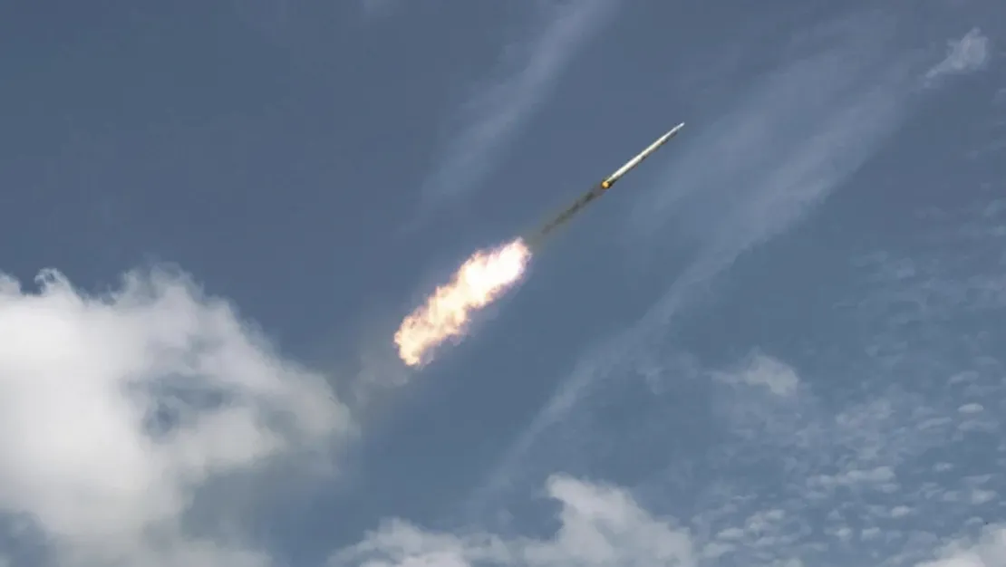 rusya-ukrayna-savasinda-can-kaybi-artiyor-zelensky-rusya-nin-saldirilarini-kinadi-abd-den-patriot-sistemi-talebi-yapildi