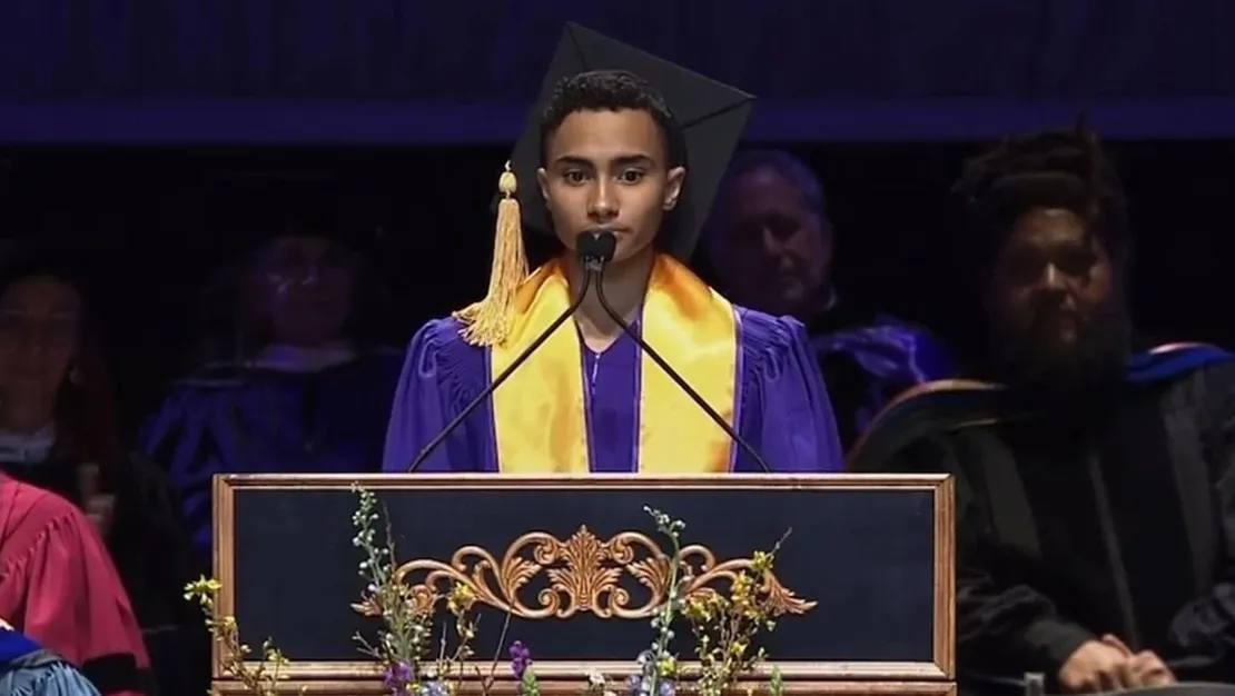 nyu-abd-yi-kinayan-ogrenciyi-sirt-cevirdi