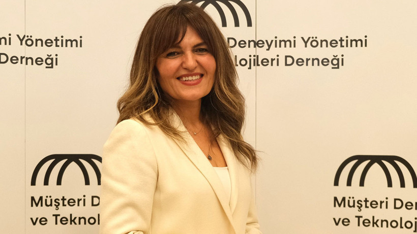 yeni-donem-musteri-deneyiminde-insan-ve-teknoloji-dengesi