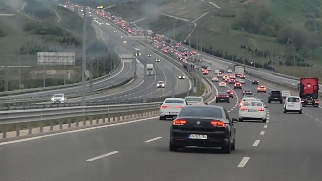 istanbul-da-trafik-yogunlugu-artti