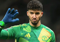 besiktas-in-altay-bayindir-transferinde-manchester-united-engeli