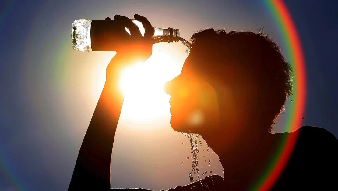 turkiye-de-sicak-hava-dalgasi-devam-ediyor