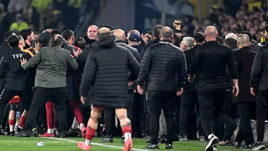 tff-den-fenerbahce-ye-kotu-cezalar