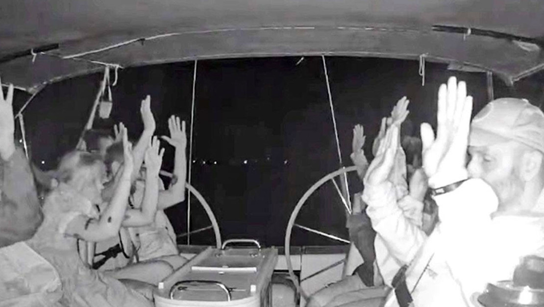 israil-donanmasi-ndan-sumud-filosu-na-baskin