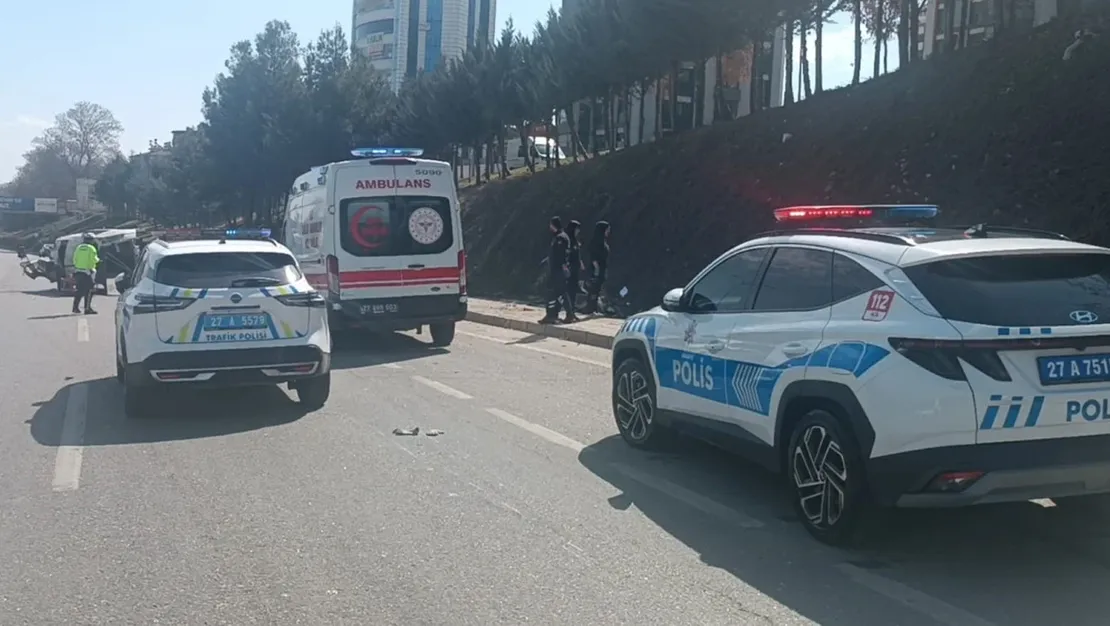 gaziantep-te-arac-kazasinda-1-olu-3-yarali