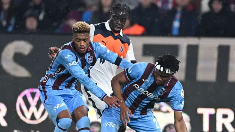 trabzonspor-90-3-te-basaksehir-le-esitligi-kacirdi