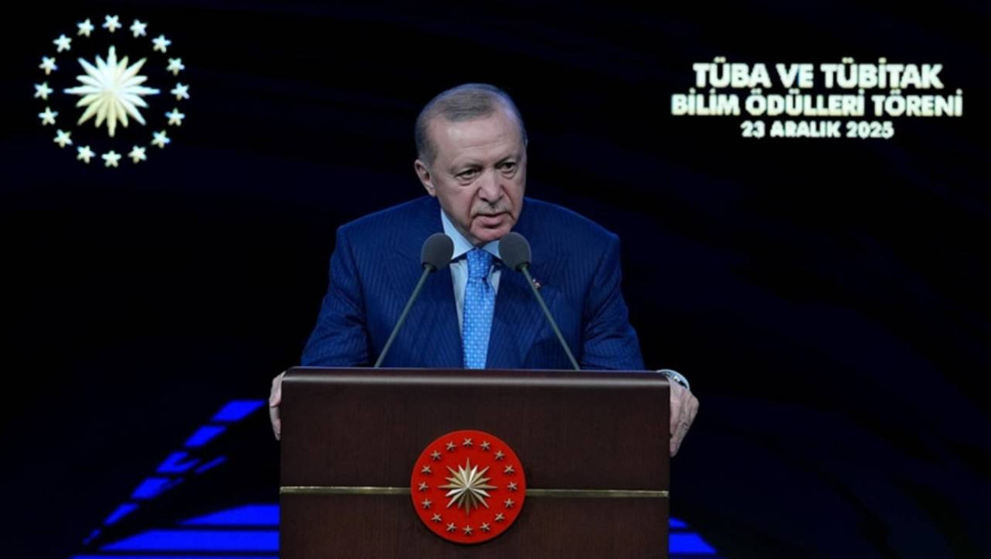 erdogan-bilim-odulleri-toreninde-gelecegi-bilimle-insa-edecegiz