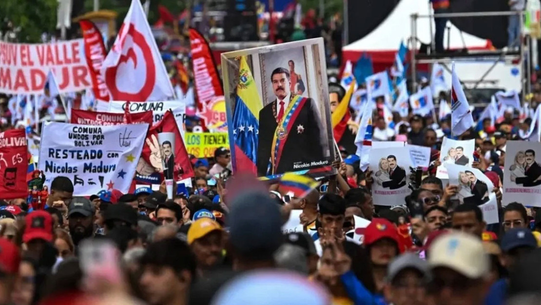venezuela-da-halk-protestolarini-surduruyor