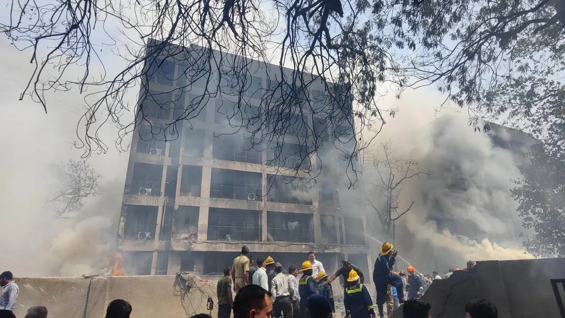 air-india-ucagi-dusu-242-kayip