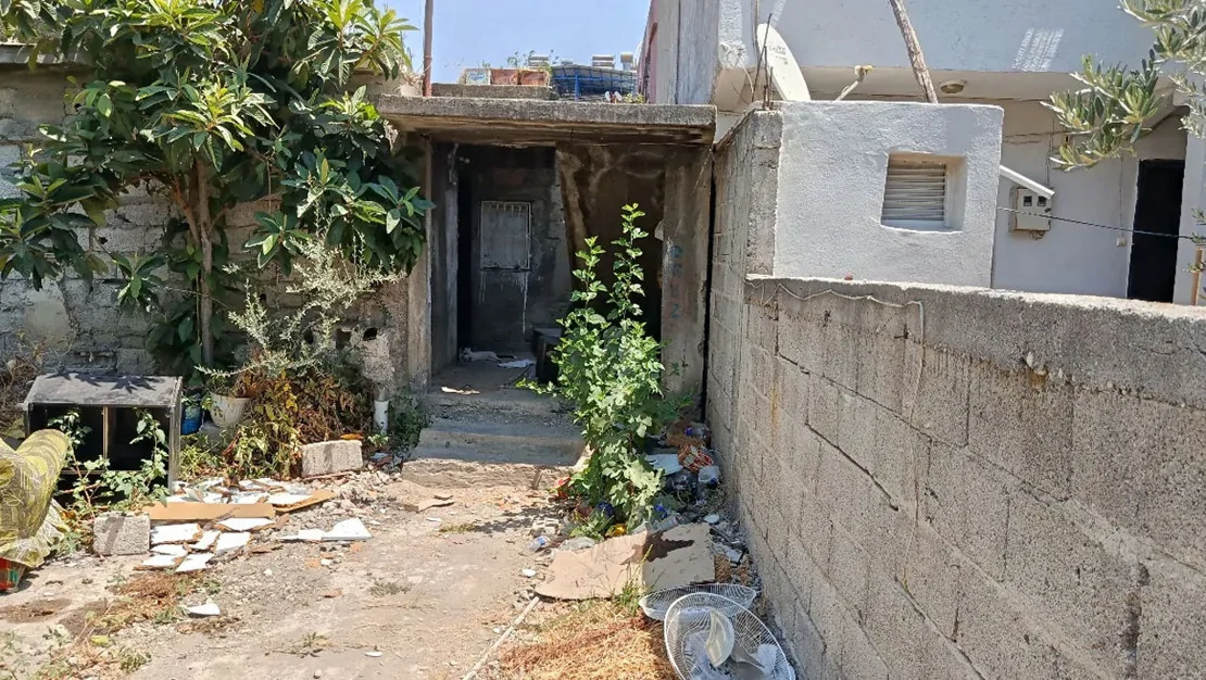 adana-da-o-c-annesini-dovdu