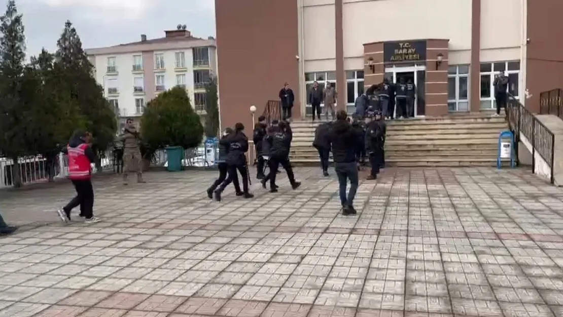 134-kisiyi-dolandiran-cete-polis-tarafindan-yakalandi