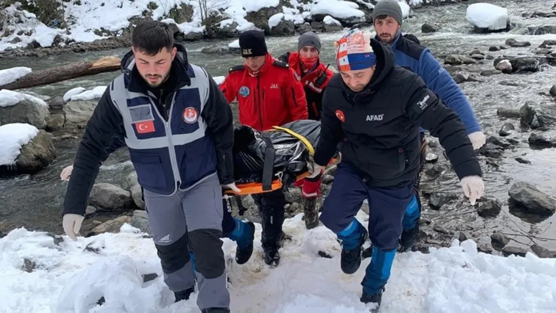 kayip-kadinin-bedeni-dere-kenarinda-bulundu