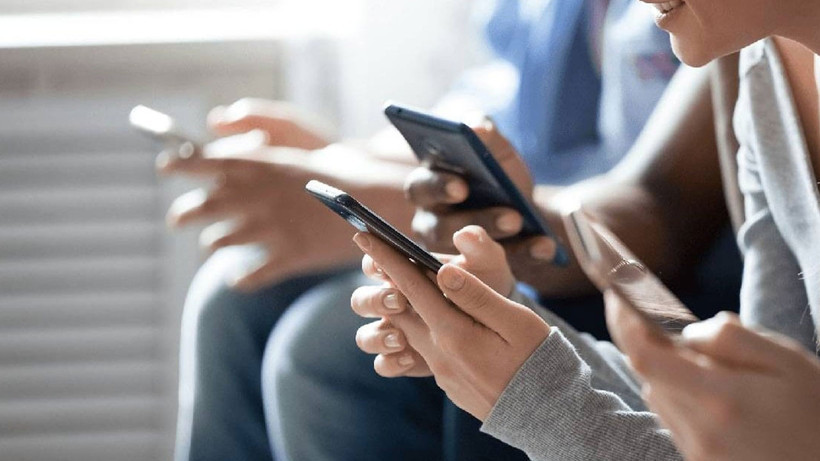 yurt-disindan-getirilen-telefonlarda-usulsuz-kayit-uyarisi