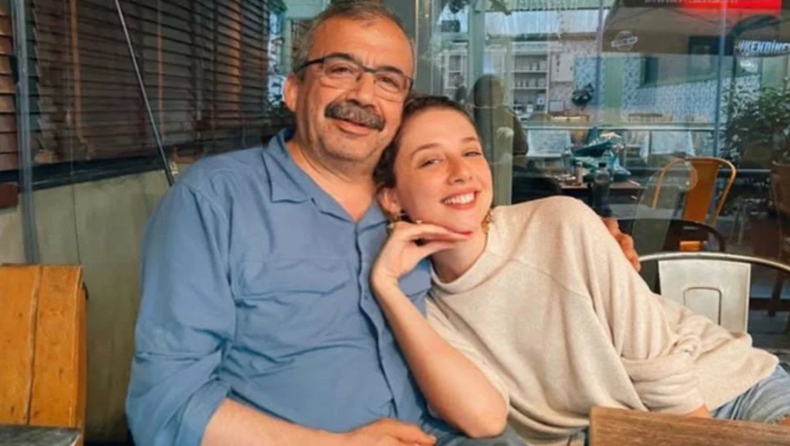 ceren-onder-kandemir-babamin-mirasini-paylasti