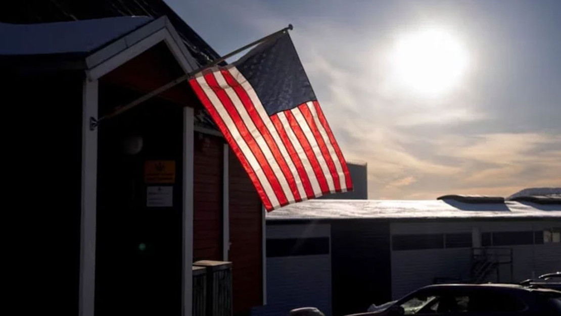 gronland-hastane-gemisi-planini-reddetti-ucretsiz-saglik-vurgusu