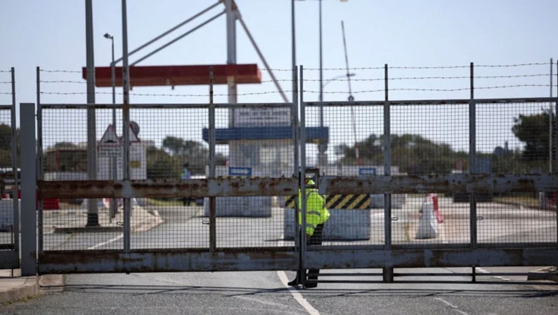hms-dragon-akrotiri-ye-konuslaniyor-guvenlik-vurgusu-yapildi