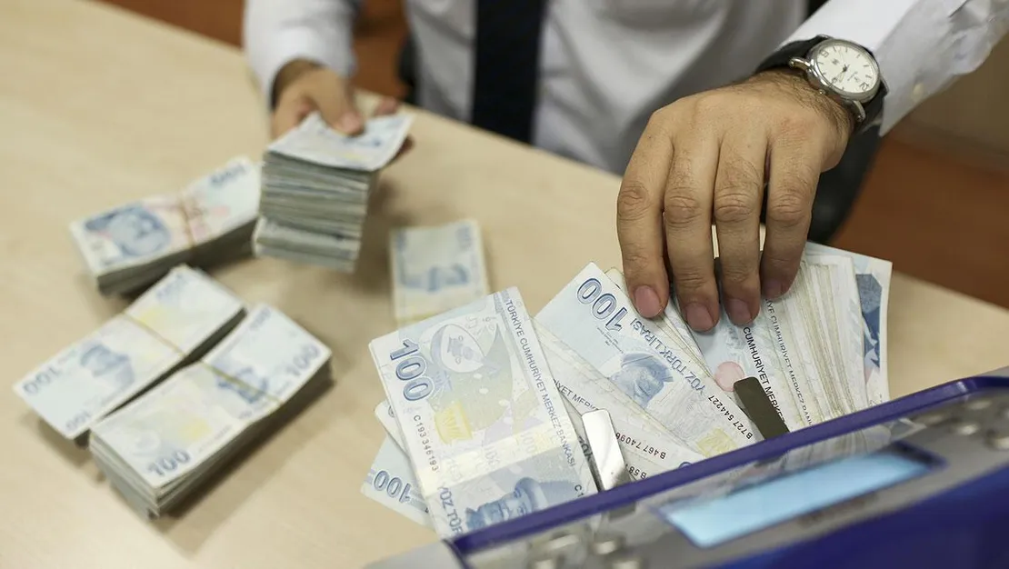 emekli-bayram-ikramiyeleri-odemesi-basladi