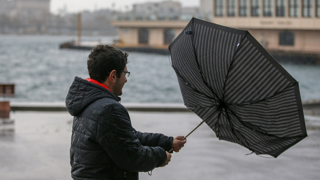 istanbul-icin-firtina-uyarisi-hiz-80-kilometreye-ulasacak