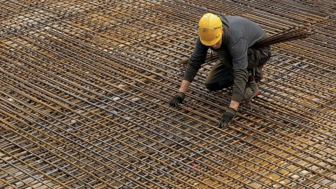 faiz-indirimleri-konut-erisimini-kolaylastiracak-konut-sektoru-beklenti-anketine-gore-gelecek-donemde-faiz-indirimlerinin-surdugu-takdirde-konuta-erisim-kolaylasacak-ve-kredili-satislar-artacaktir