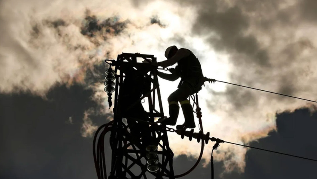 sanliurfa-elektrik-akimina-kapilan-isci-hayatini-kaybetti