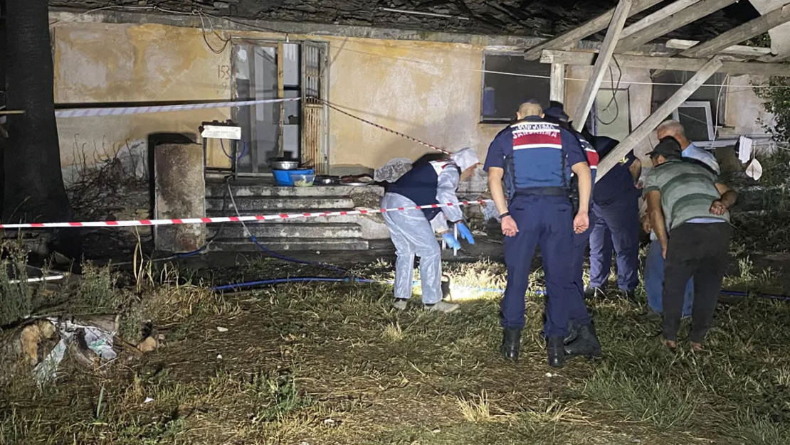 adana-da-santiyede-anneye-saldiri-arkadasini-oldurdu