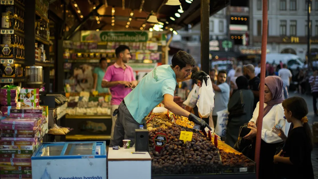 istanbul-daki-her-uc-gida-yasadisi-pestisit
