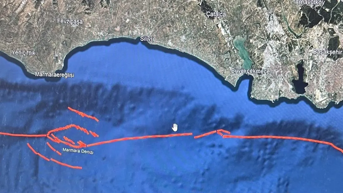 istanbul-da-deprem-gerilimi-devam-ediyor