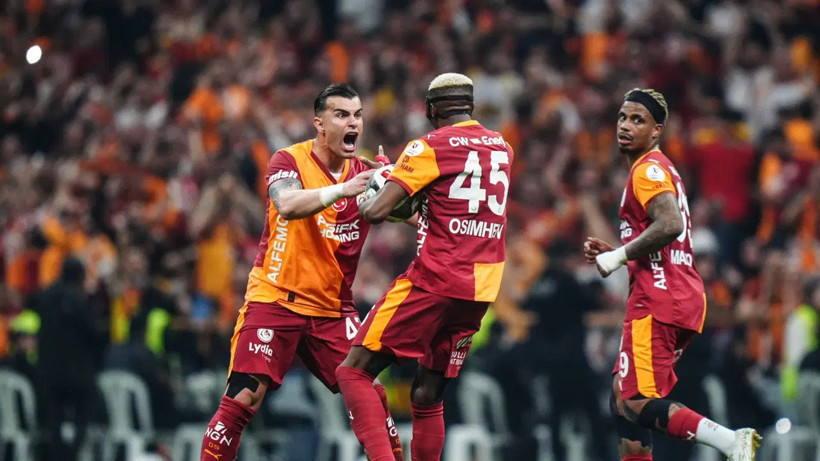 galatasaray-fenerbahce-paylasimini-tepkiler-uzerine-kaldirdi