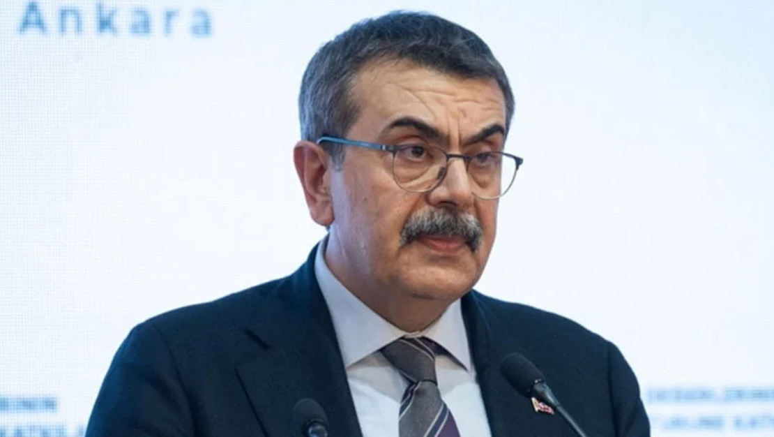 yusuf-tekin-acikliyor-universite-kayit-yasi-dusebilir