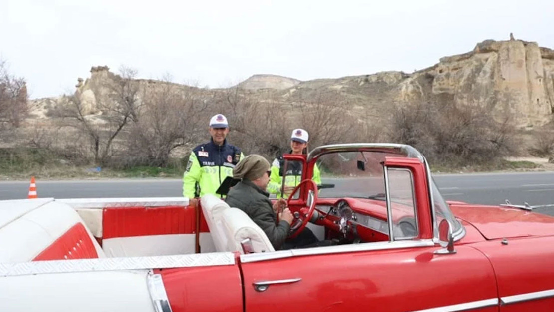 kapadokya-da-jandarmadan-bayram-icin-sicak-karsilama