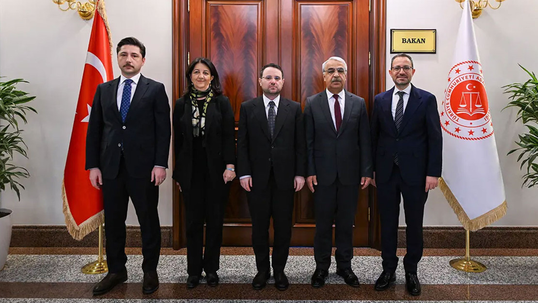 dem-parti-imrali-heyeti-iki-bakanlikta-gorusme-yapti