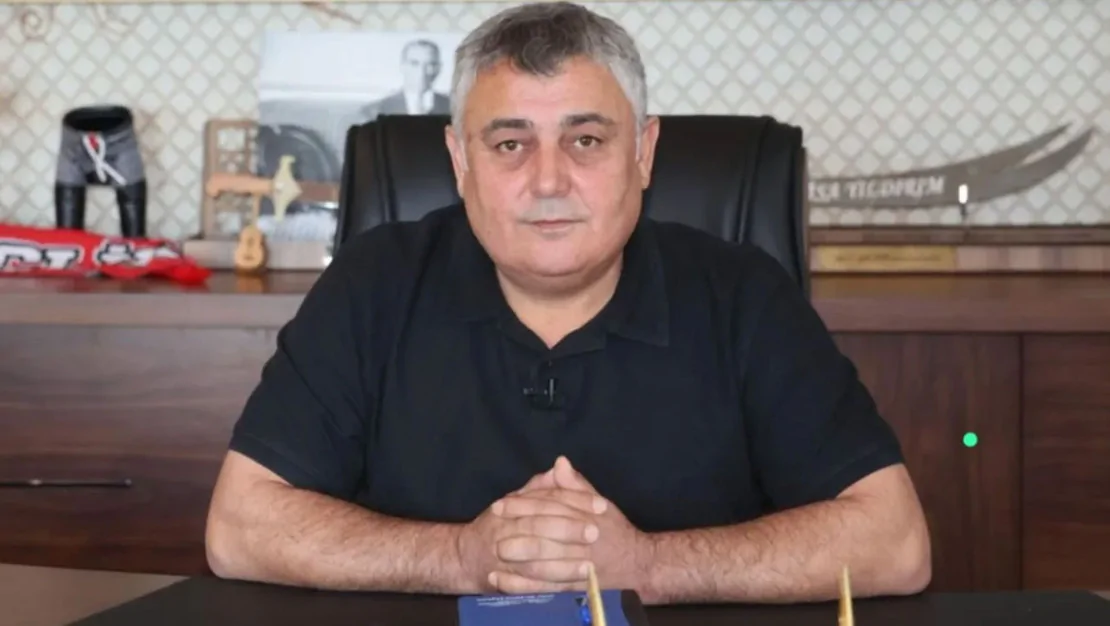 antalya-aksu-belediye-baskani-isa-yildirim-istifa-etti