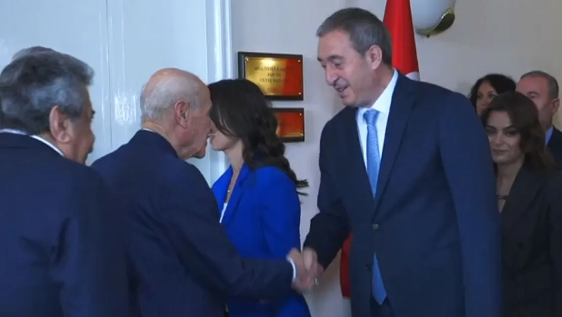 mhp-dem-gorusmesi-basladi-bahceli-karsiladi