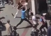 taraftarlar-kavga-etti-sokaklar-karisti