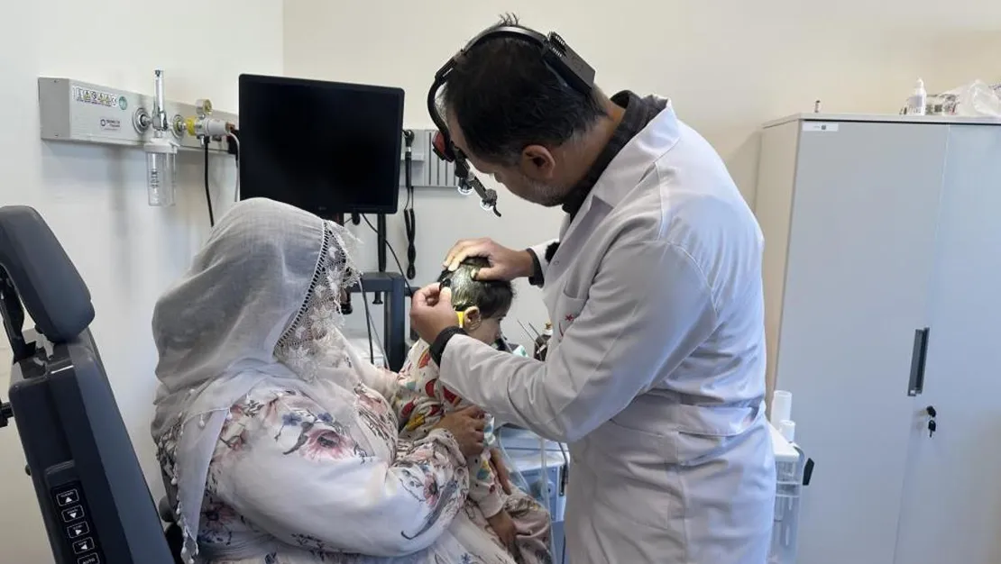 minik-yusra-ilk-kez-sesleri-duydu