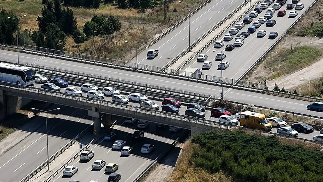 bayramda-ucretsiz-kopru-otoyol-ve-demiryolu-hizmeti