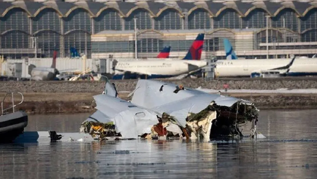 abd-de-helikopter-ucak-kazasi-kara-kutu-bulundu