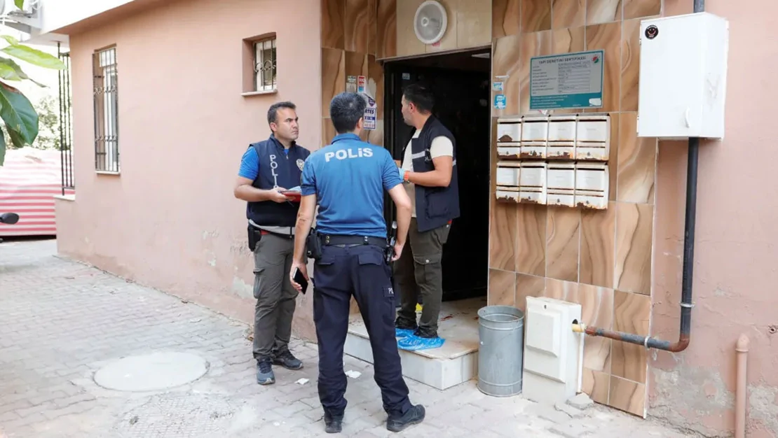 antalya-da-eski-es-saldirisi-2-yarali