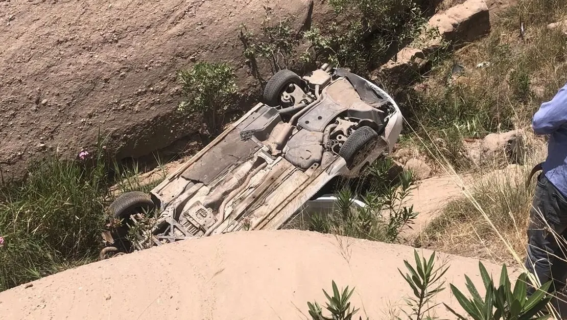 sirnak-ta-arac-sarampole-dustu