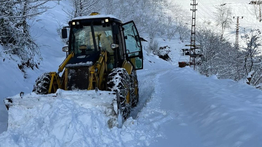 ordu-da-kar-kalinligi-1-5-metreye-ulasti