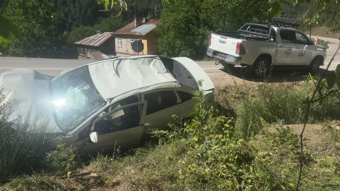 otomobil-sarampolde-takla-atti