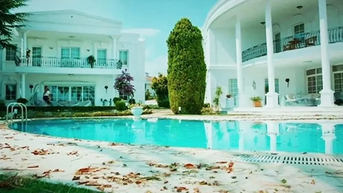 medcezir-villasi-satisa-cikiyor-fiyati-340-milyon-tl medcezir-villasi-satisa-cikiyor-fiyati-340-milyon-tl