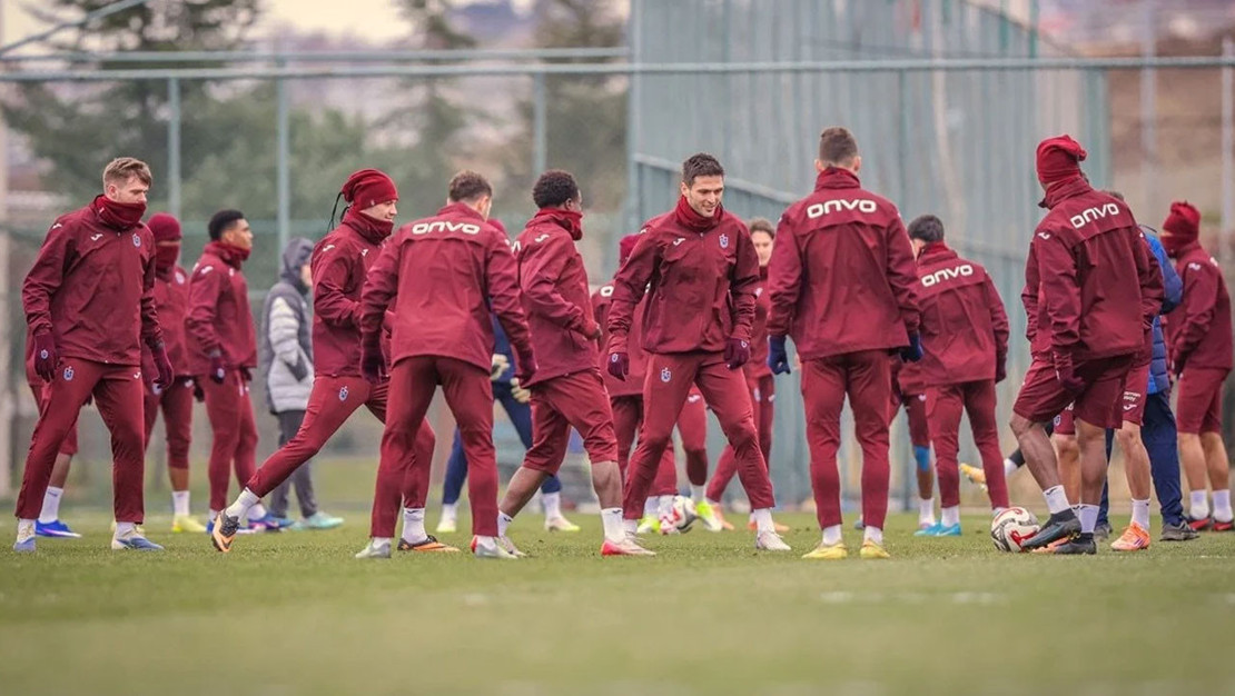 trabzonspor-un-yabanci-kontenjani-sorununda-zaman-daraliyor