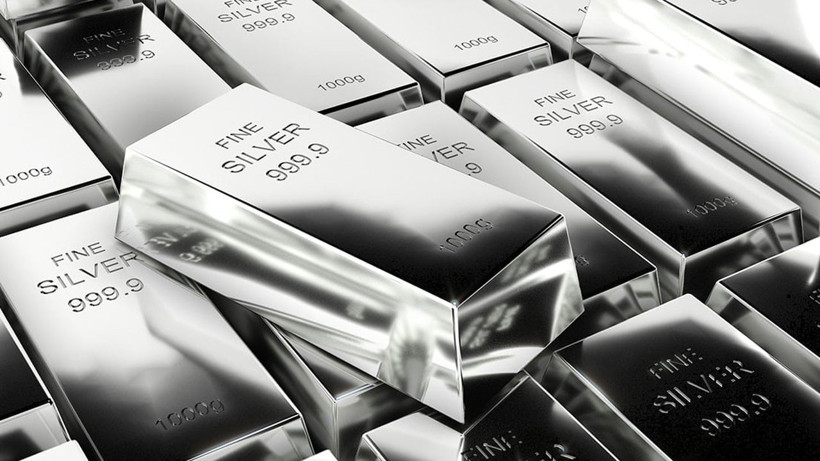 ubs-gumus-tahminini-asagi-yonlu-revize-etti