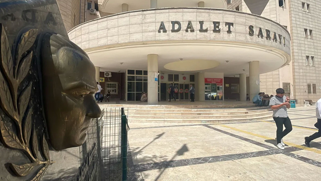 uzunkoy-ilk-ve-ortaokulu-nda-ogretmene-saldiri-gerceklesti