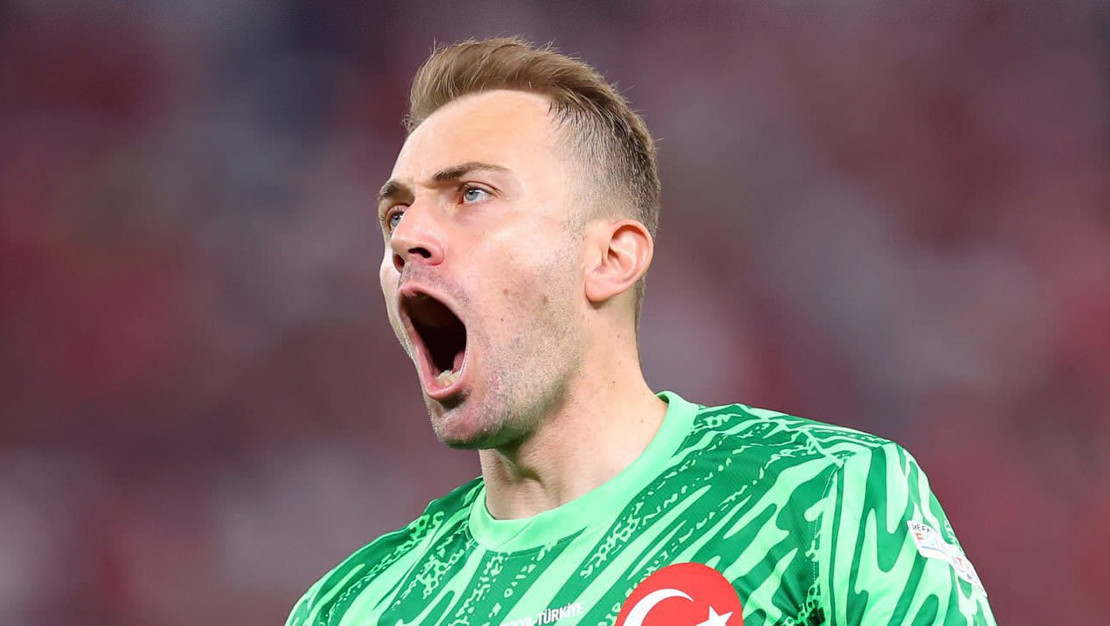 fenerbahce-mert-gunok-ile-tarihi-transferi-gerceklestirdi